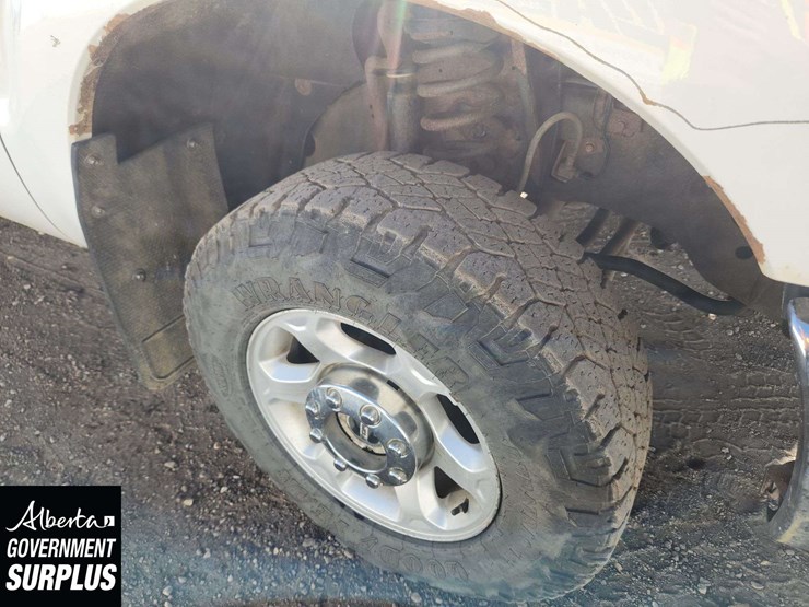2013-ford-f350-image-11