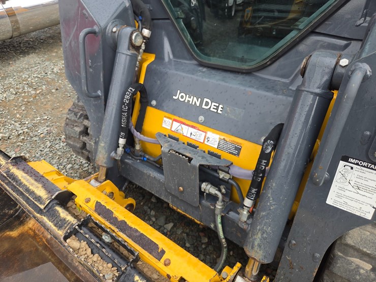deere-317g-image-14