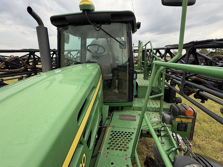 2010-john-deere-4830-image-41