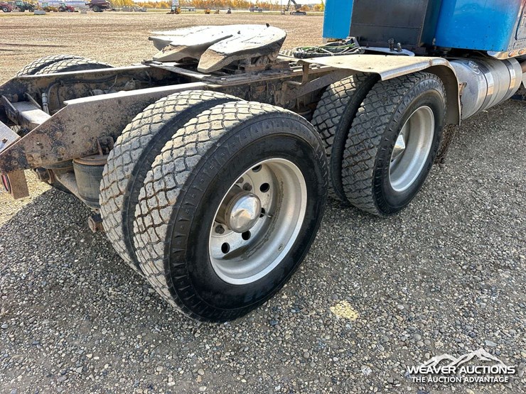 2006-kenworth-w900-image-55