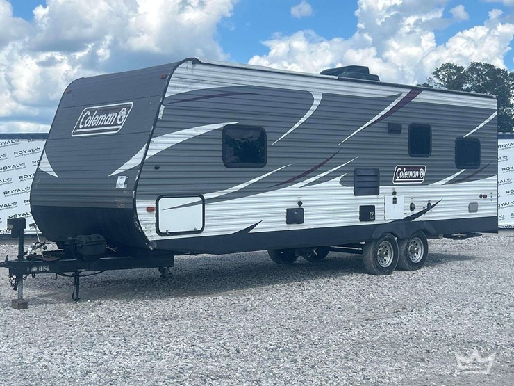2019-28ft-keystone-coleman-toy-hauler-t/a-travel-trailer-image-1