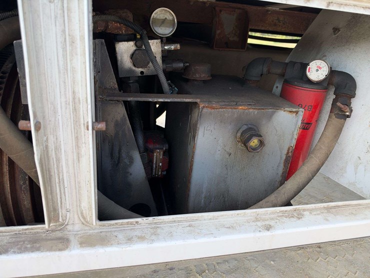 2011-ford-f450-image-27