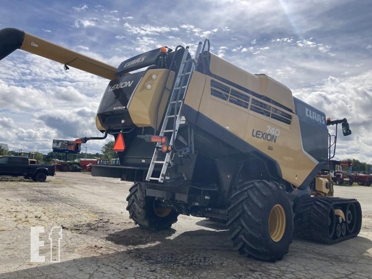 2015-claas-lexion-740-image-3