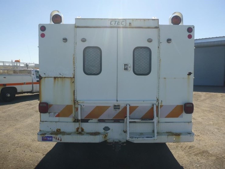 2005-ford-f450-image-6