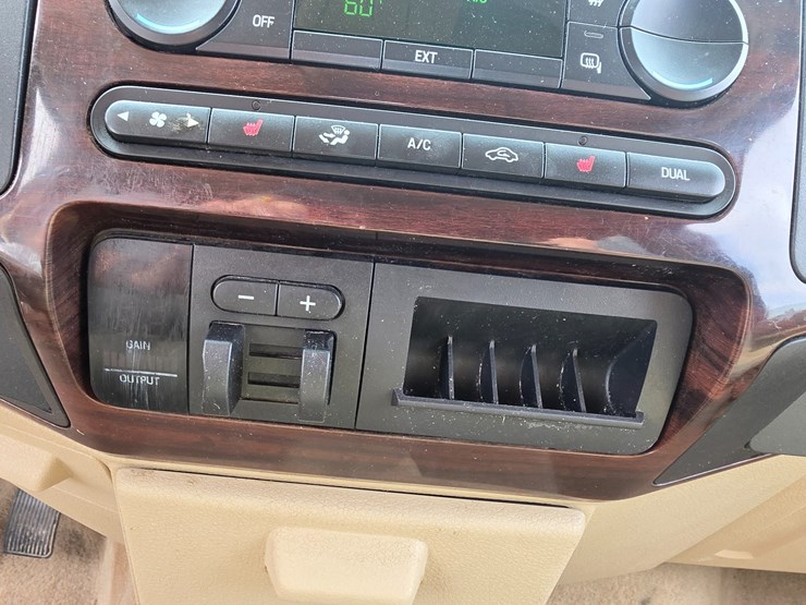 2008-ford-f250-image-50
