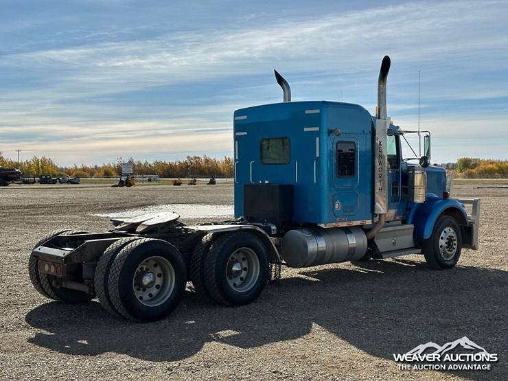 2006-kenworth-w900-image-3