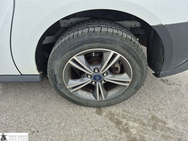 2015-ford-transit-connect-image-21