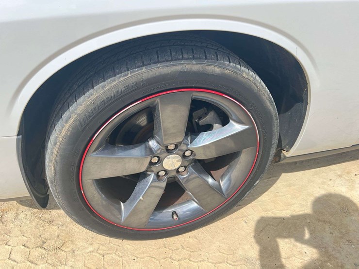 2013-dodge-challenger-2-door-coupe-(183,401-miles)-image-22