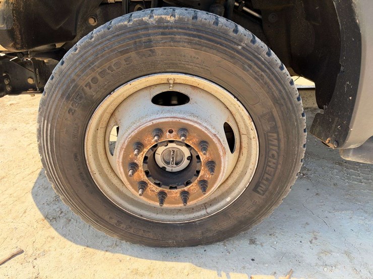 2014-ford-f550-image-20