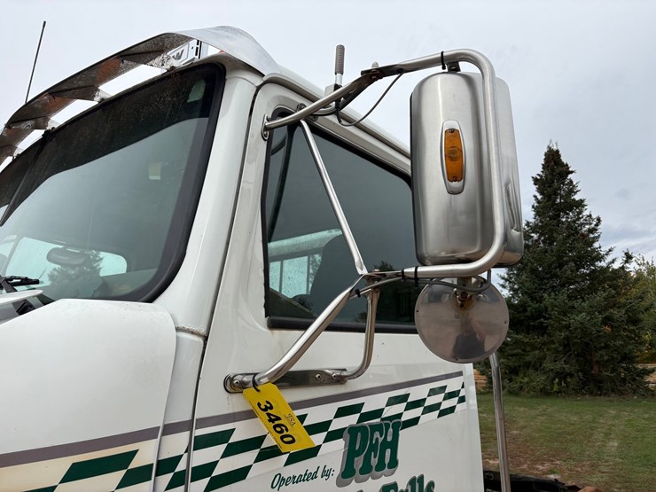 2013-western-star-4900sa-image-4
