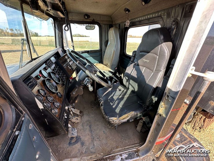 kenworth-t800b-image-6