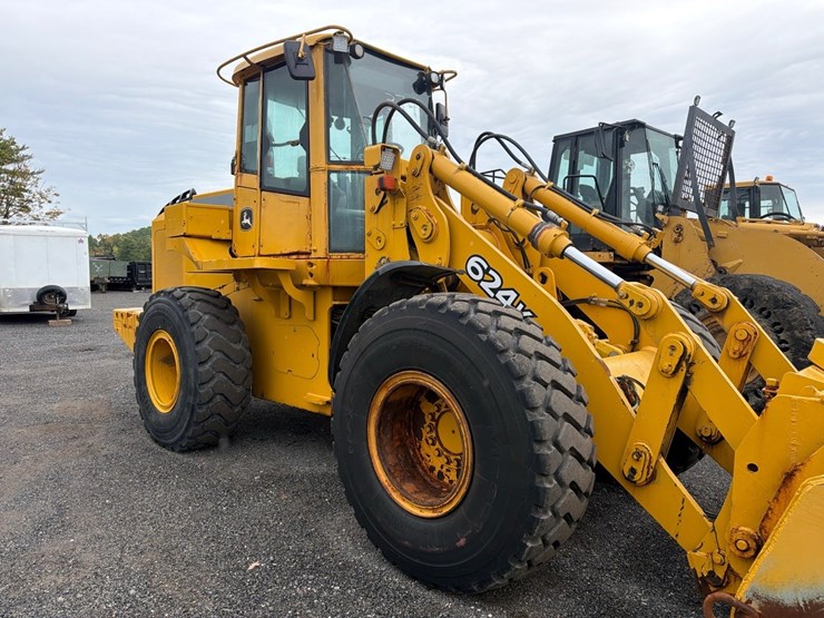 deere-624k-image-5