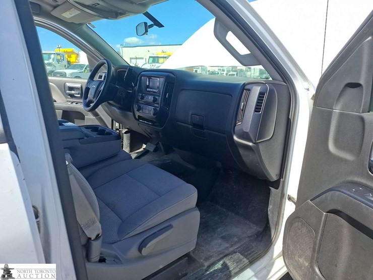 2014-chevrolet-silverado-1500-image-18
