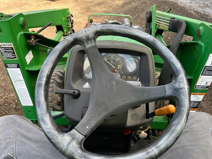 john-deere-4310-image-24