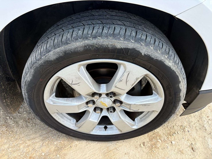 2017-chevrolet-traverse-image-22