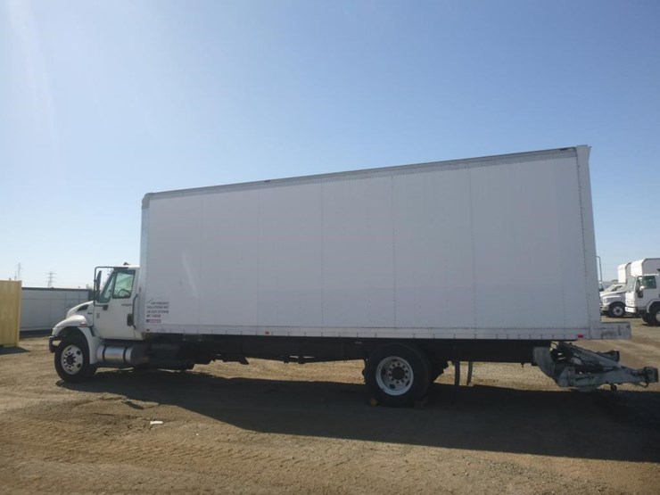 2013-international-durastar-4300-image-5