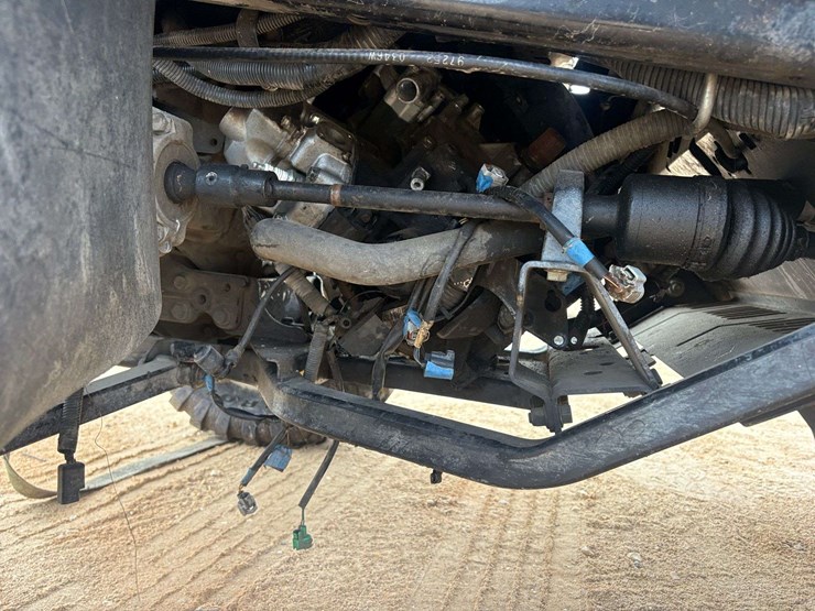 2016-john-deere-2-image-17