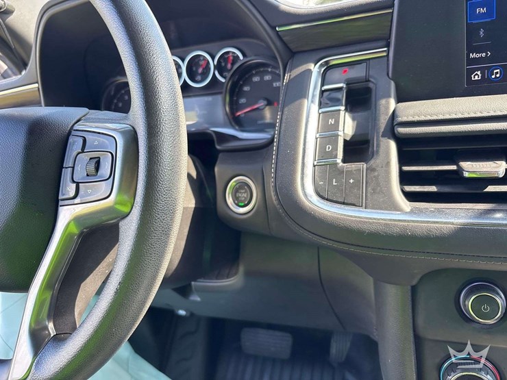 2023-chevrolet-tahoe-image-17