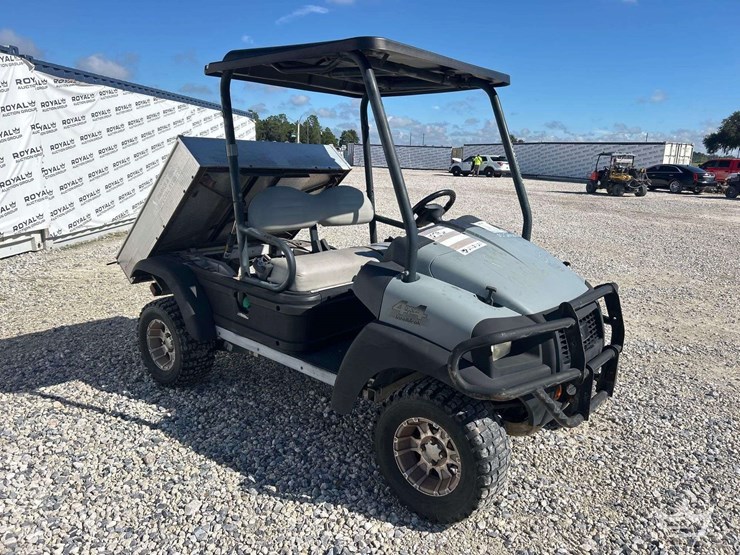 2018-club-car-carryall-1500-4x4-diesel-utility-cart-image-2