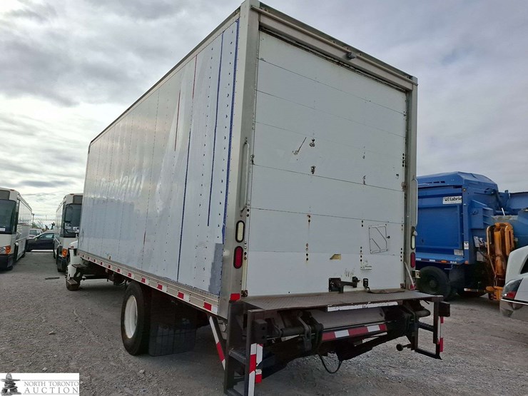 2013-international-durastar-4300-image-6