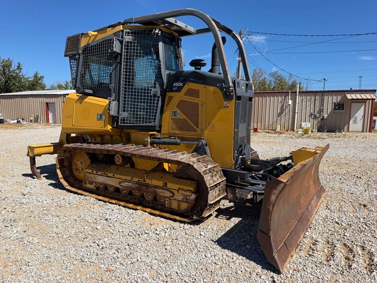 2018-deere-650k-image-2