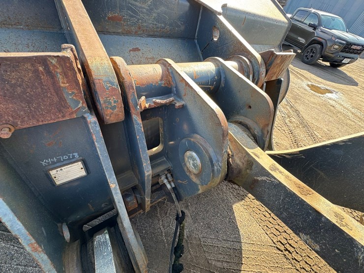 deere-744k-image-36