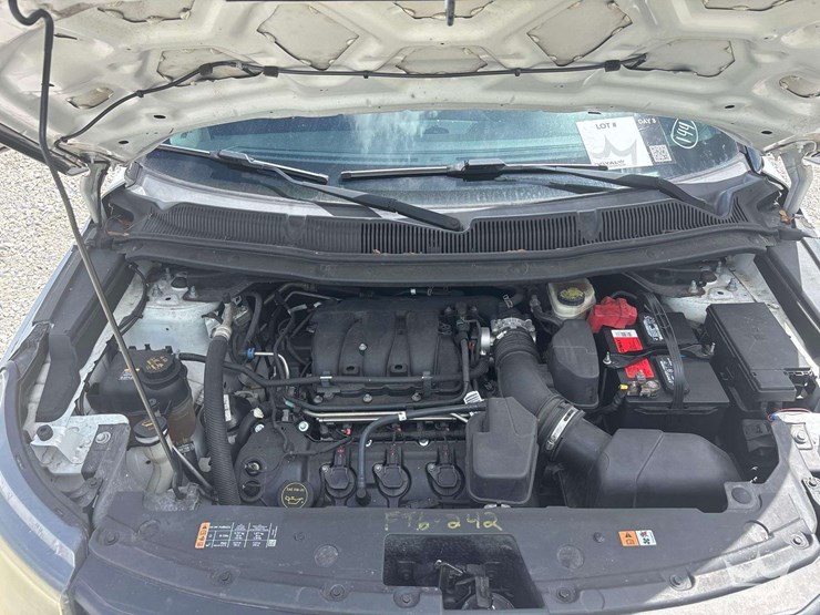 2016-ford-explorer-image-6