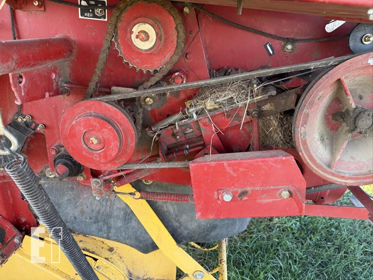 new-holland-br7090-image-50