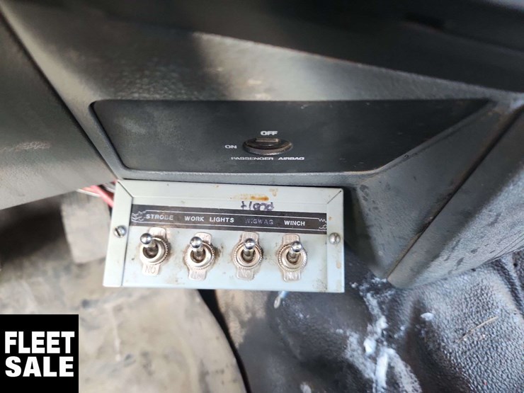2011-ford-f250-image-25