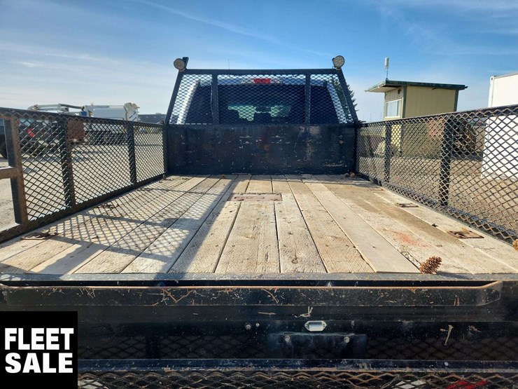 2017-ford-f350-image-15
