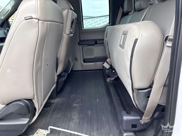 2017-ford-f150-image-17