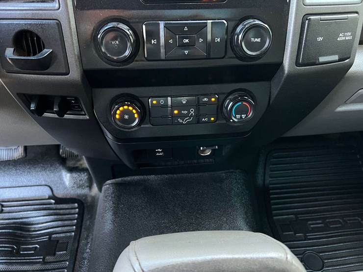 2020-ford-f350-image-19