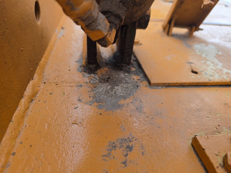 #25323-•-allis-chalmers-708c-fork-lift-image-54