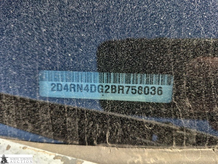 2011-dodge-grand-caravan-se-image-15
