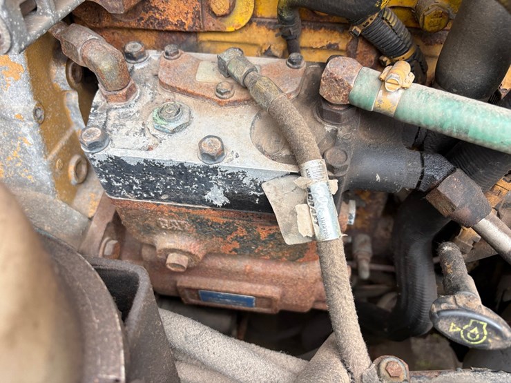 2009-caterpillar-c13-image-54