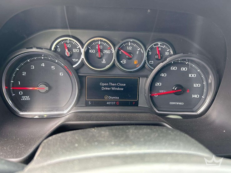 2023-chevrolet-tahoe-image-16