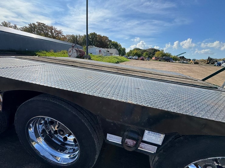#1954-•-2016-felling-x-force-paver-special-lowboy-image-39