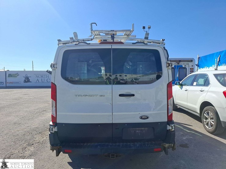 2016-ford-transit-image-5