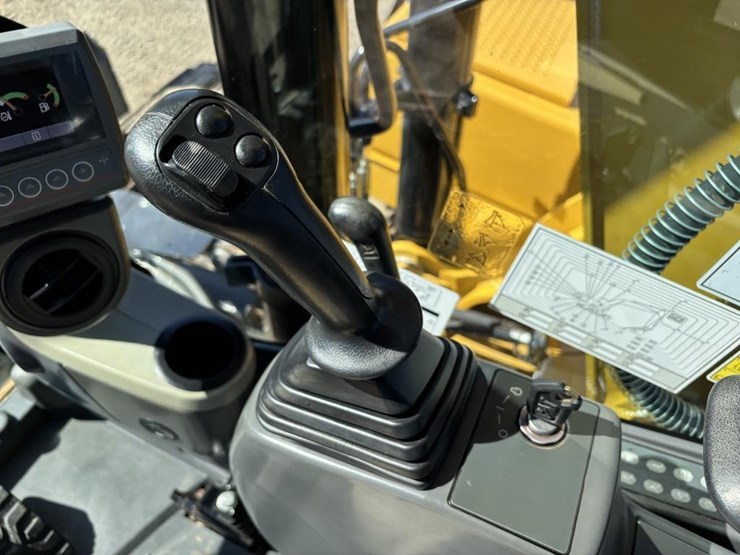 2020-caterpillar-313flgc-image-35