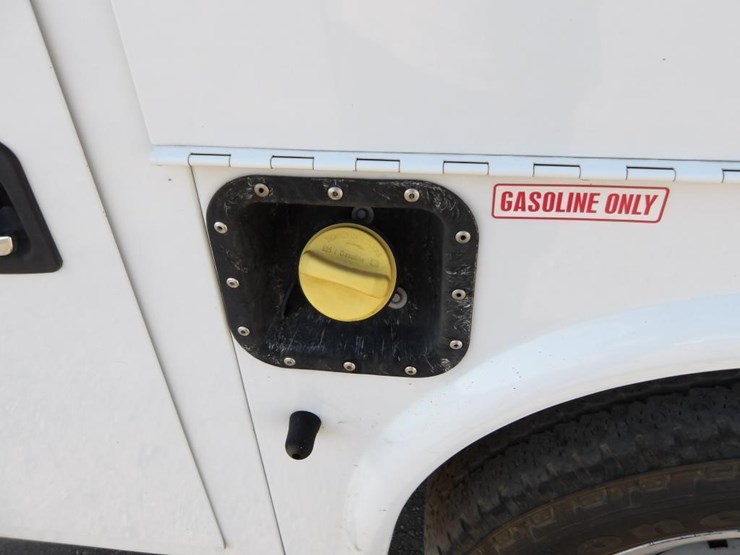 2019-ford-f250-xl-image-6