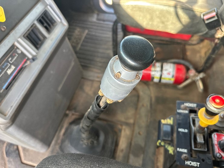 1994-mack-cl713-image-34