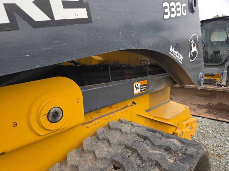 2018-deere-333g-image-18