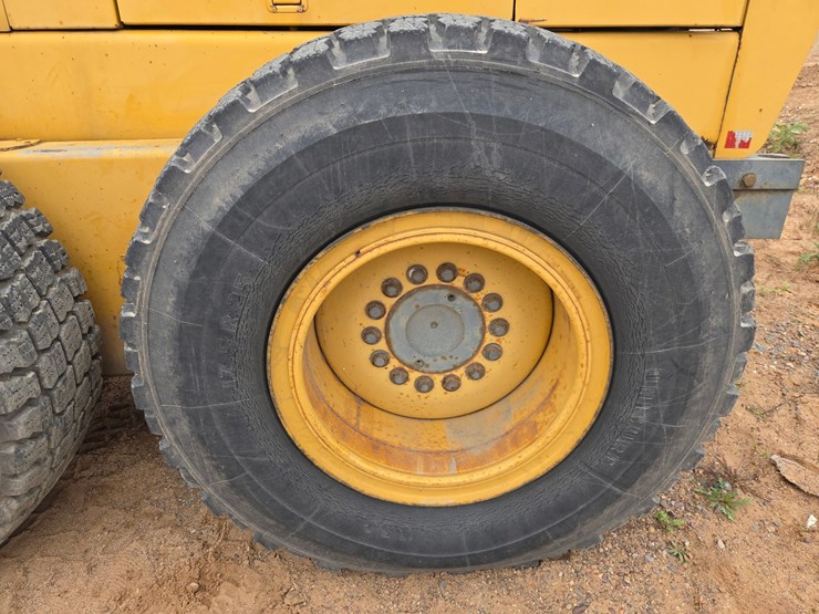 deere-772bh-image-78