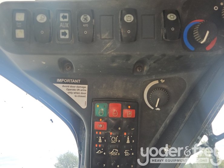 2021-deere-333g-image-42