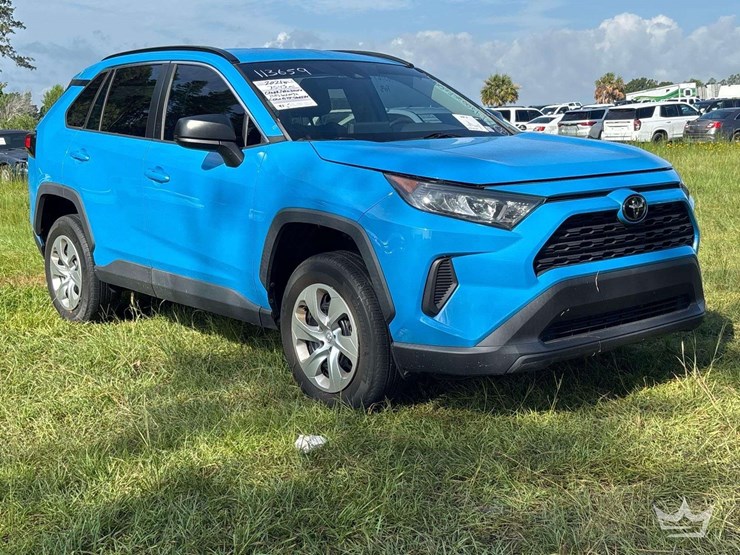 2021-toyota-rav4-image-2