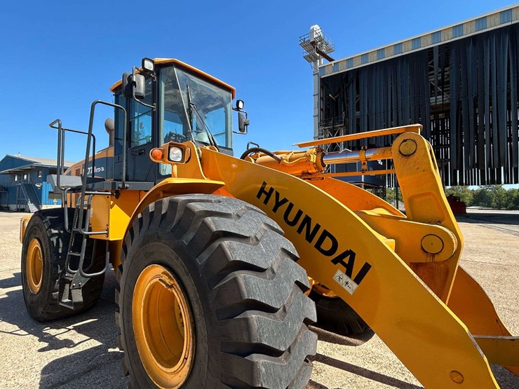 2008-hyundai-hl770xtd-7a-image-9
