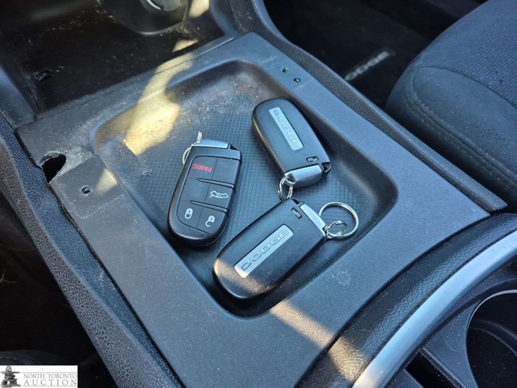 2016-dodge-charger-image-13