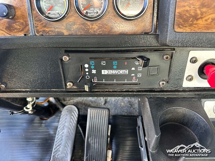 kenworth-t800-image-20