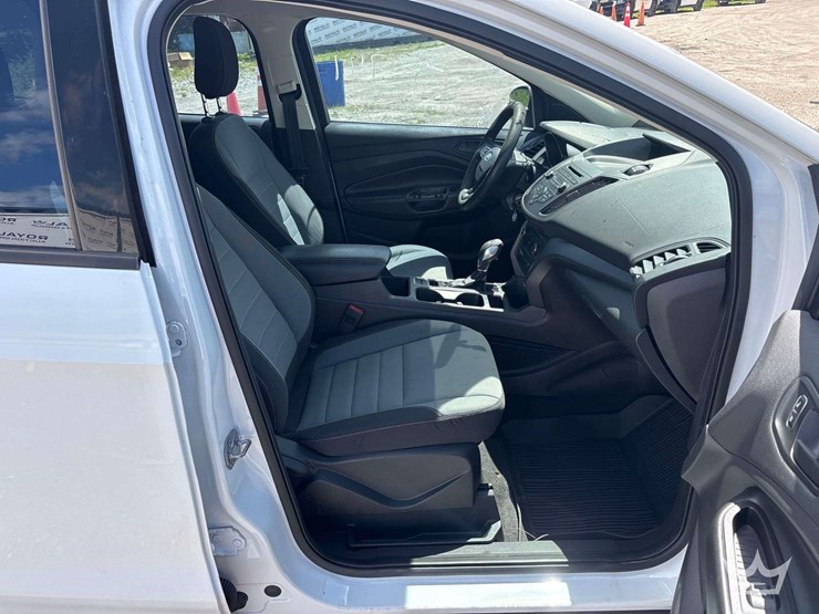 2018-ford-escape-image-14