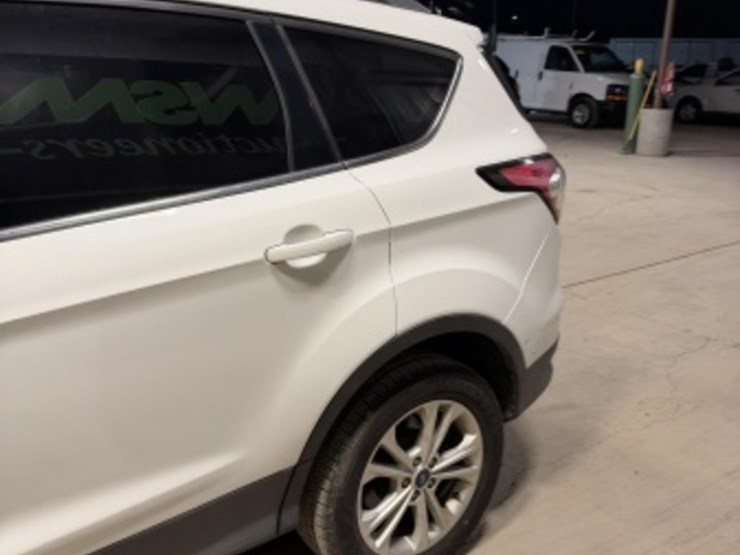2018-ford-escape-se-image-5